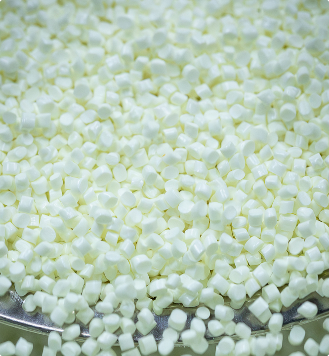 PMB-plast-Basse-def-Yoan-Jeudy-card-long-luxe